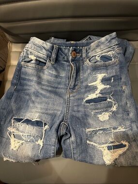 AE- Distressed Women's Blue Skinny Jeans - Classic Ripped Denim size 00 short